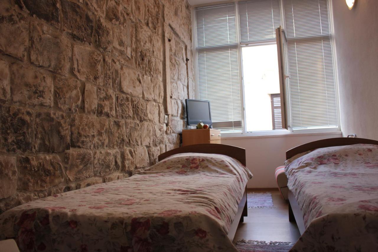 Lira - Studio Apartment Trogir Dış mekan fotoğraf