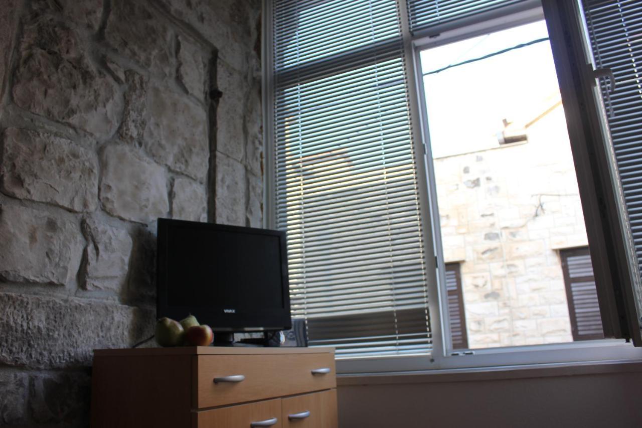 Lira - Studio Apartment Trogir Dış mekan fotoğraf